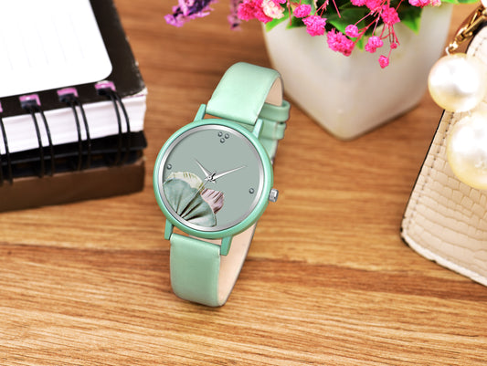 Trendy Dial Watch for Women – Lightweight & Sleek for romantic dinner, casual day out, or party night