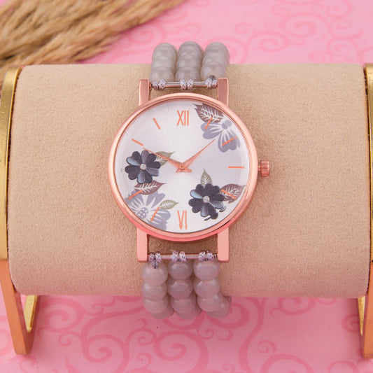 Classic Dial Women’s Watch – Minimalist & Smart