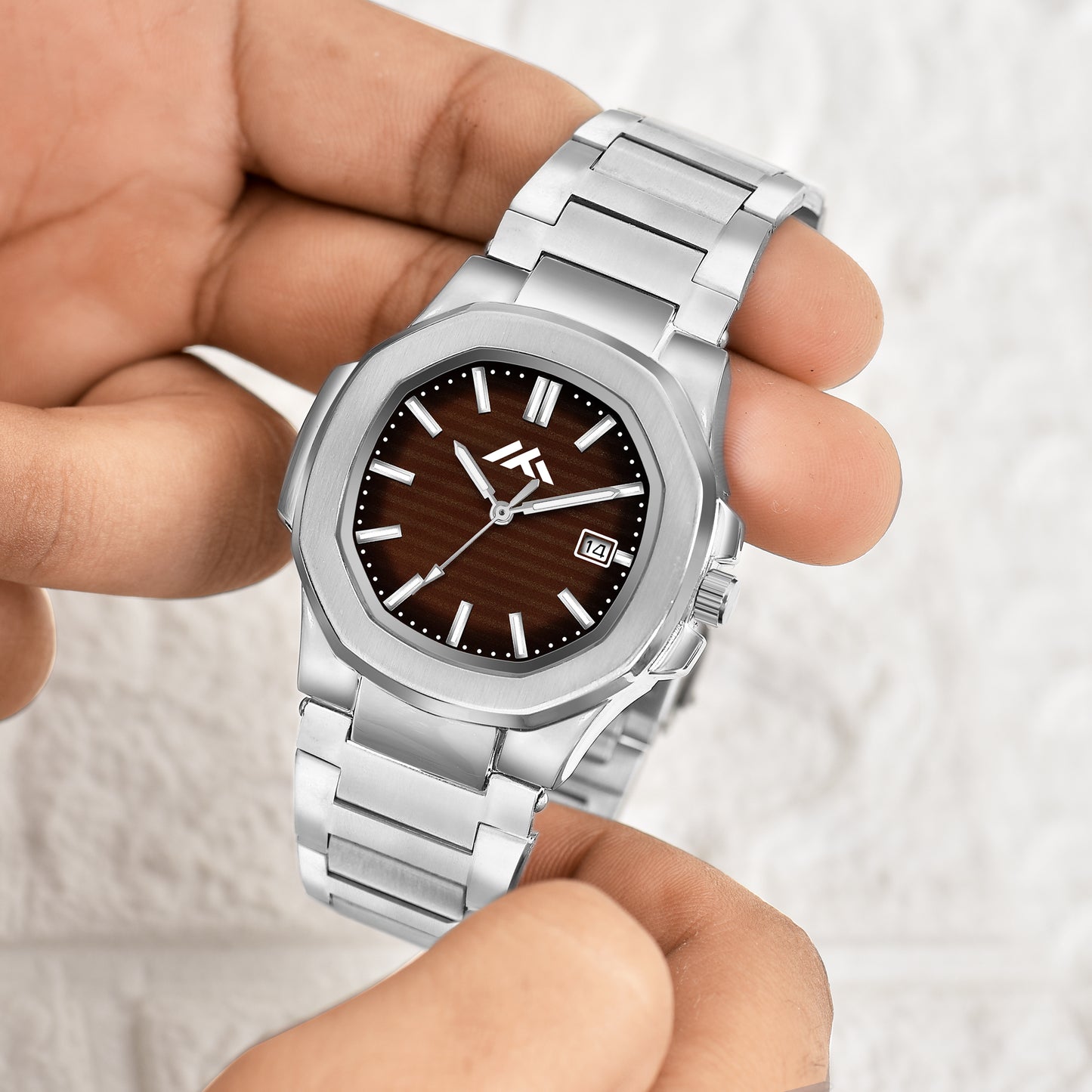 Luxury Men’s Analog Watch - style | functionality | classy design | everyday wear