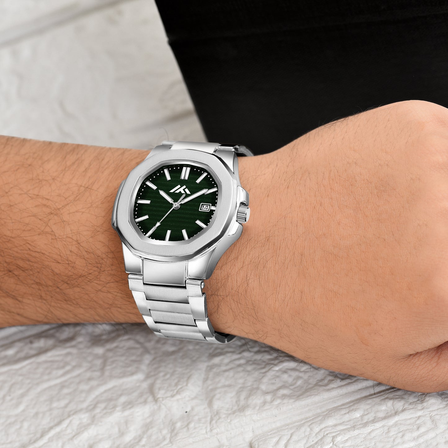 Luxury Men’s Analog Watch -  style | functionality | classy design | everyday wear