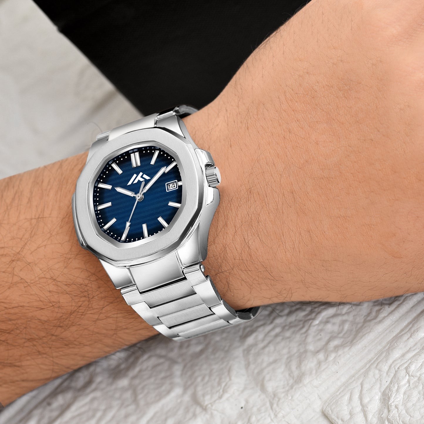 Luxury Men’s Analog Watch -  style | functionality | classy design | everyday wear