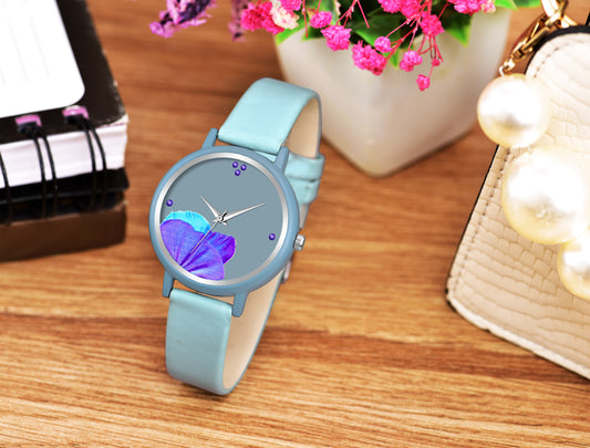 Trendy Dial Watch for Women – Lightweight & Sleek for romantic dinner, casual day out, or party night