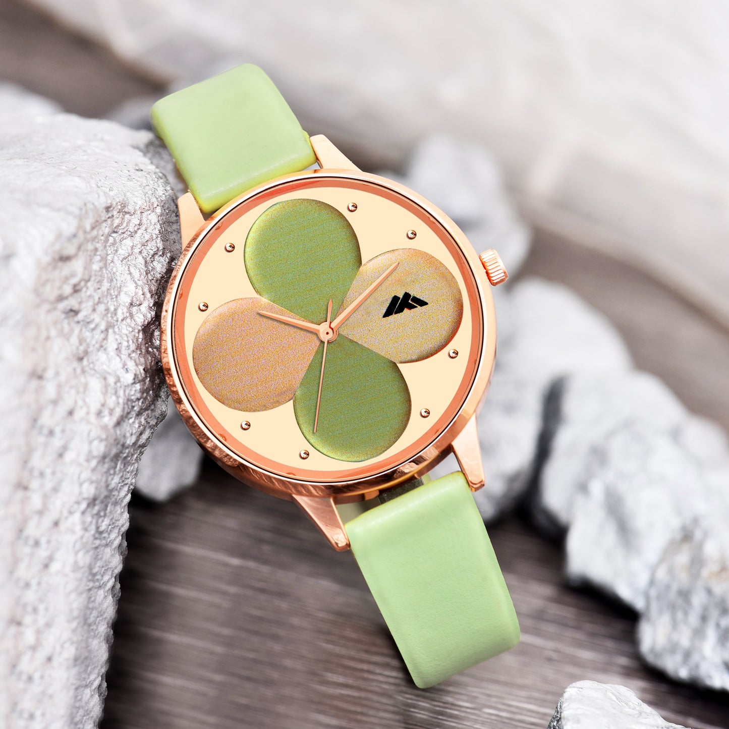 Women’s Designer Analog Watch – Perfect gift for birthdays, anniversaries, or treating yourself
