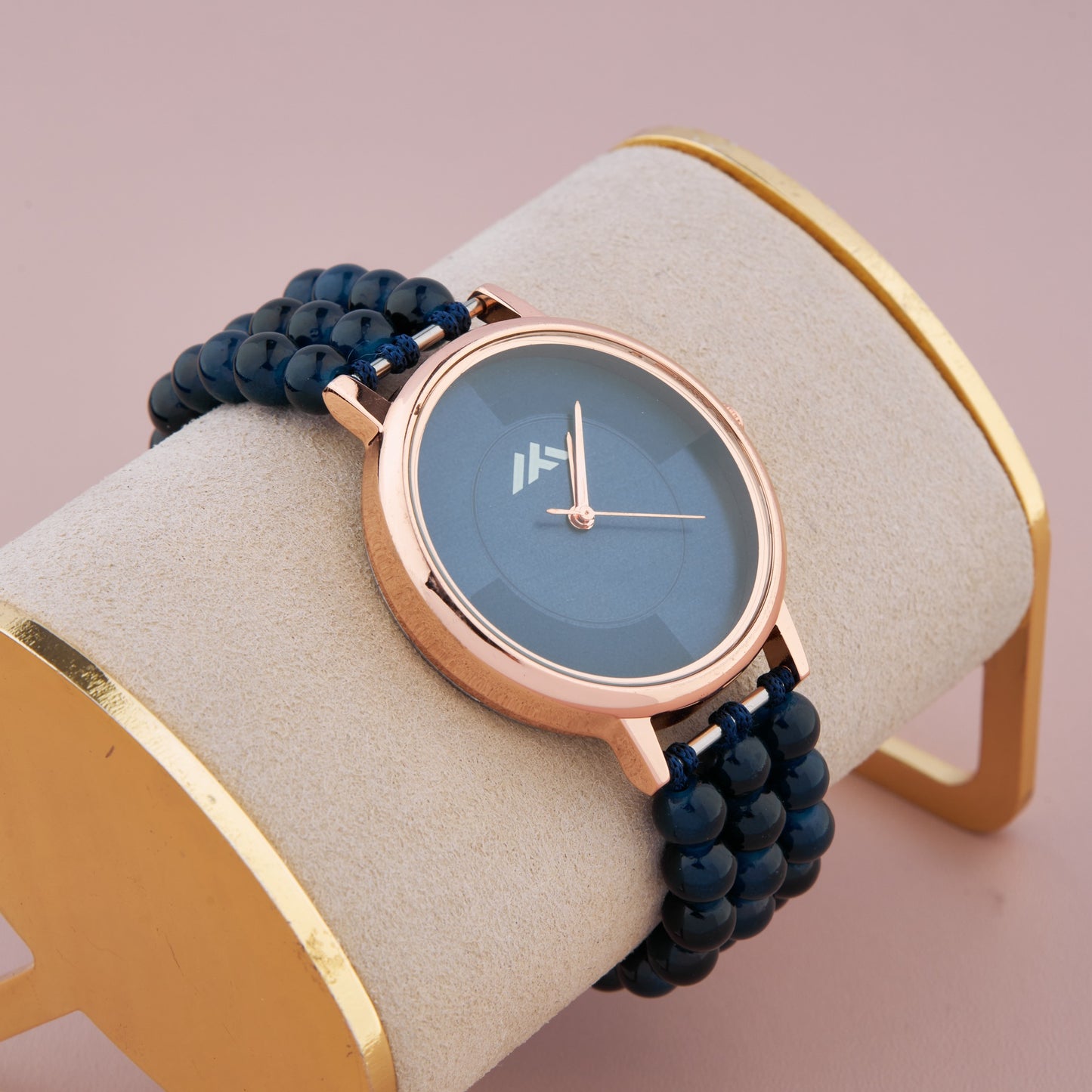 Women's Casual Analog Watch with Rose Gold Case – Rugged & Bold Look