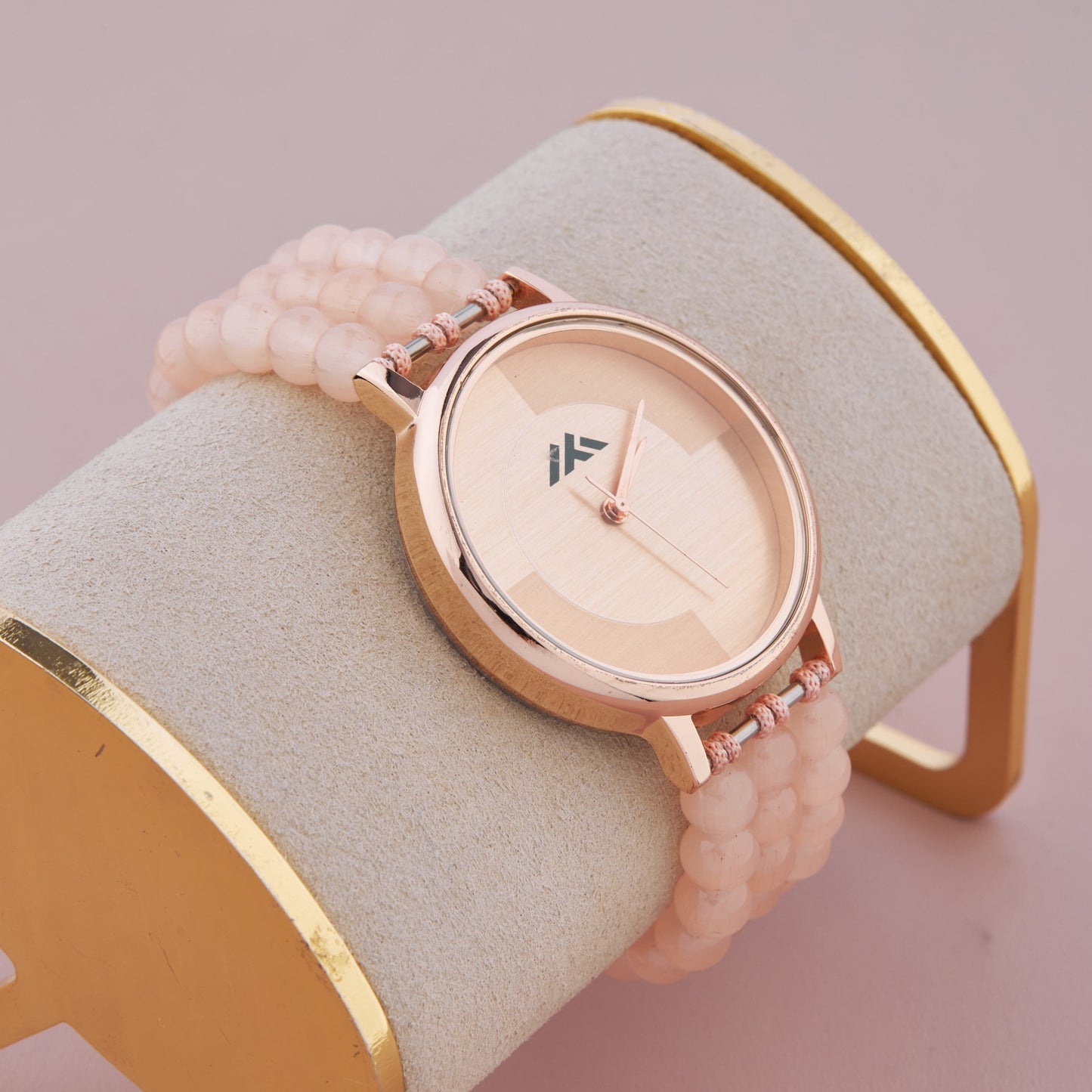 Women's Casual Analog Watch with Rose Gold Case – Rugged & Bold Look