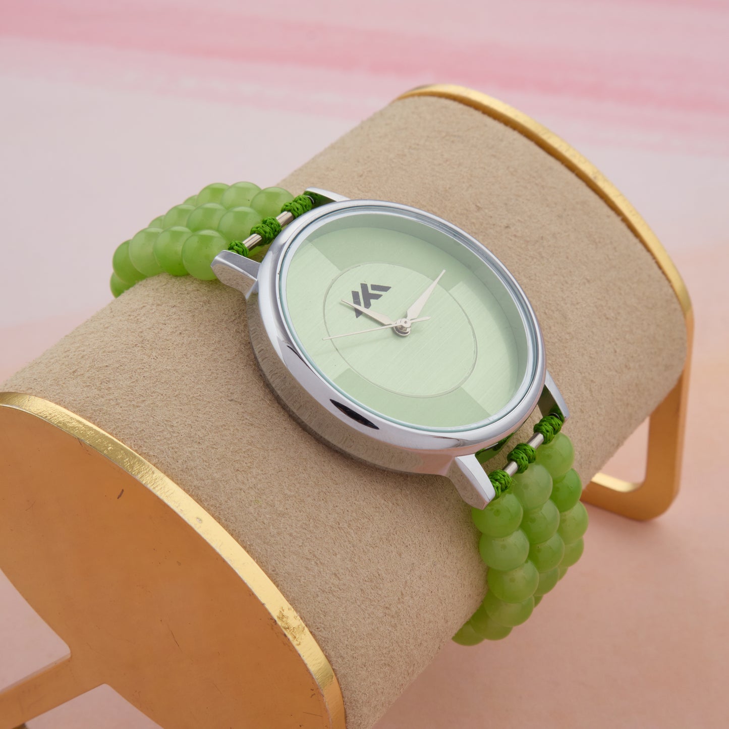 Stylish Women’s Analog Watch – Sleek & Minimalist  Designed