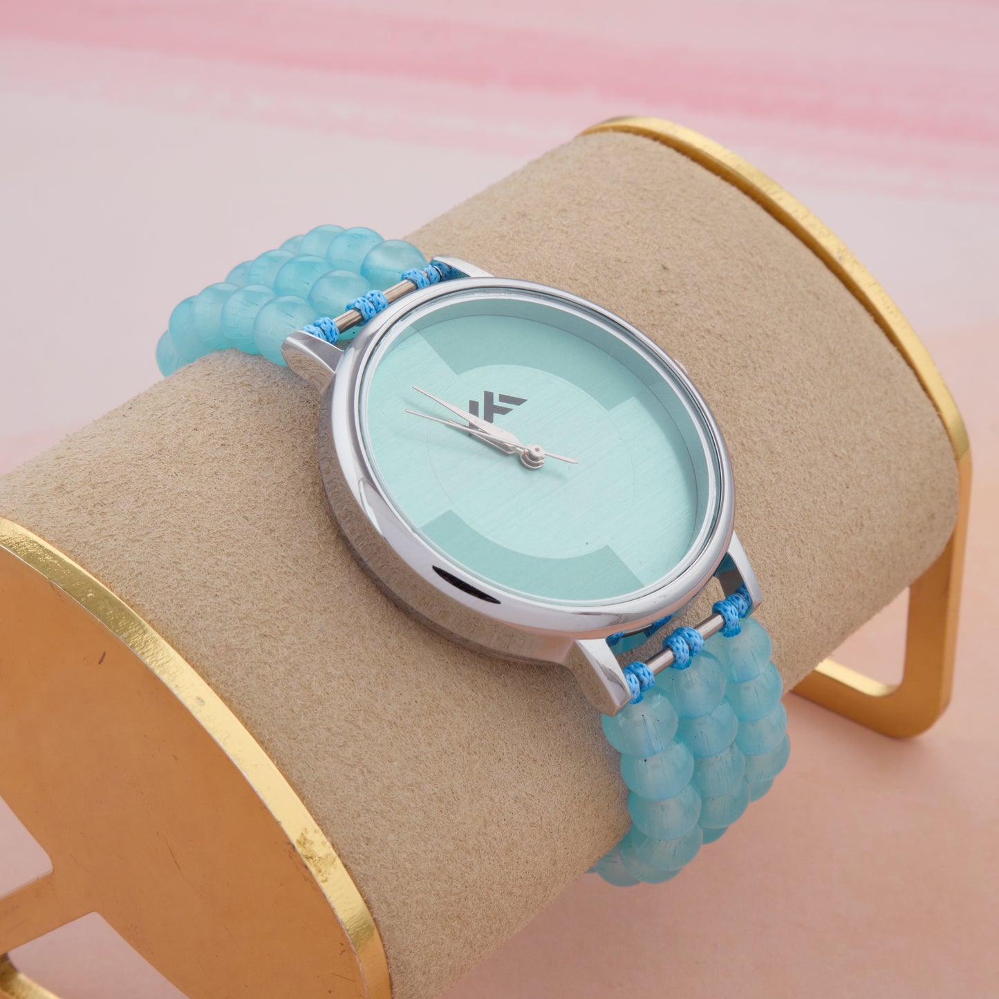 Stylish Women’s Analog Watch – Sleek & Minimalist  Designed