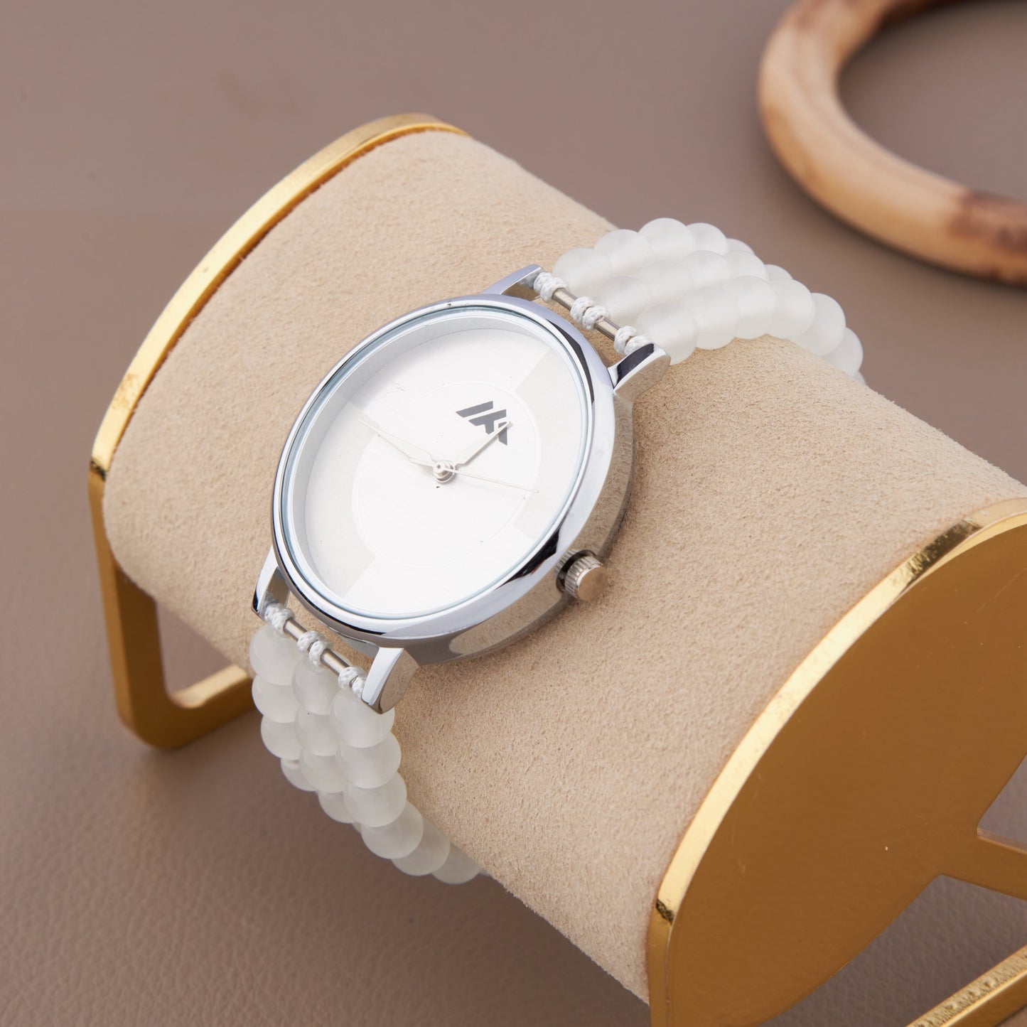 Stylish Women’s Analog Watch – Sleek & Minimalist  Designed