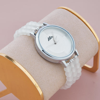 Stylish Women’s Analog Watch – Sleek & Minimalist  Designed