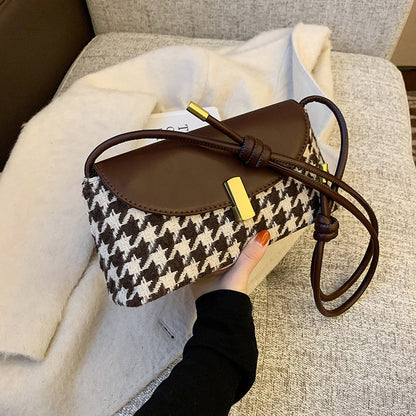 Solid Color Fashion Simple Retro Small Square Bag